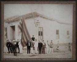 La instantània, feta a Santiago de Cuba, havia estat amagada darrera d?un quadre durant dècades