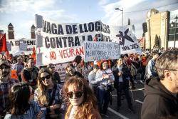 En curs la demanda en contra La Caixa per reclamar 231.000 ? d?IBI cobrat il·legalment als llogaters que estan en vaga