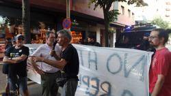 Protesta a Girona (19/6/2025) contra la Fundación Princesa de Girona (davant de la seva seu a Girona