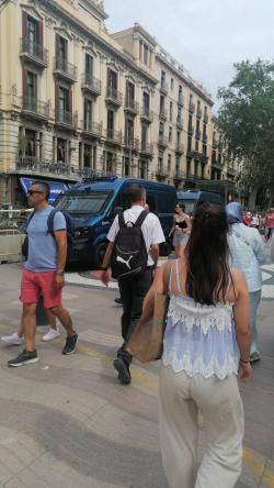 A les 16:30 els voltants del Gran Teatre del Liceu de Barcelona ja estaven blindats de policia
