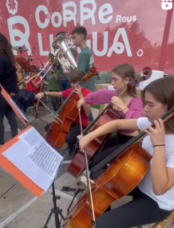 El Correllengua 2025 omple Reus de vida, llengua i cohesió popular El Correllengua 2025 omple Reus de vida, llengua i cohesió popular