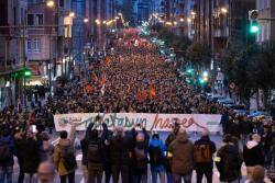 EH Bildu omple Bilbo en una mobilització que uneix memòria, solidaritat i futur