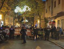 Protestes i crítiques a Girona per lacte de la Fundació Princesa de Girona amb presència dIlla