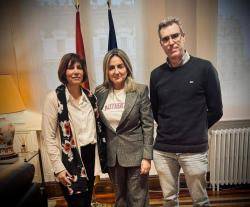 STEs-i trasllada a la ministra d?Educaci&oacute; espanyola les seues preocupacions davant la situaci&oacute; actual del professorat