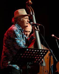 El CAT Tradicion&agrave;rius s?omple per commemorar el Dia del Combatent Catal&agrave;