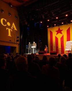 El CAT Tradicion&agrave;rius s?omple per commemorar el Dia del Combatent Catal&agrave;