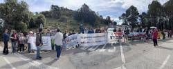M&eacute;s de 70 persones participen en la XXII Marxa per la Desmilitaritzaci&oacute; de la Serra d?Aitana