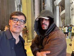 Illa assetja Bad Bunny a la Sagrada Fam&iacute;lia