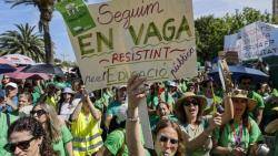 Docents valencians amenacen amb no corregir les PAU davant l??estancament? de les negociacions amb Educaci&oacute;