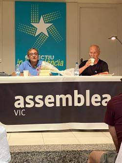 Vic acull la cinquena presentaci&oacute; de "La revoluci&oacute; pendent" amb una exposici&oacute; sobre la mem&ograve;ria combativa i la confrontaci&oacute;