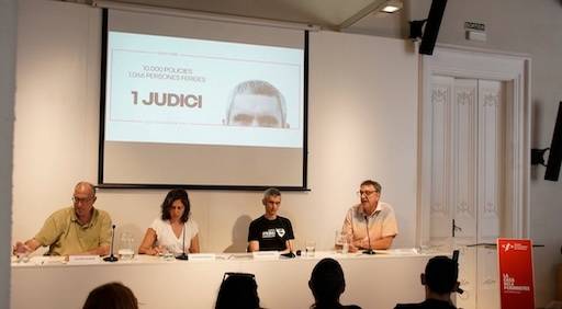 M&eacute;s d?un centenar d?entitats impulsen una campanya de suport a Roger Espa&ntilde;ol davant el judici per les c&agrave;rregues de l?1-O