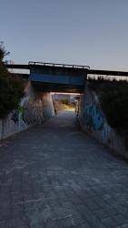 Reclamen completar la reparaci&oacute; de l'enllumenat del cam&iacute; de vianants fins a l'Hospital del Baix Pened&egrave;s