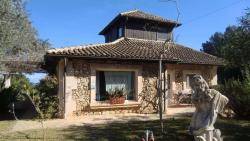 Un dels xalets il&middot;legals a Felanitx. Terraferida
