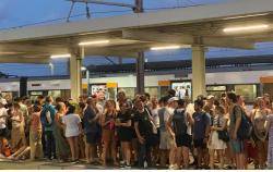 Dignitat a les Vies qualifica de &laquo;lamentables&raquo; les explicacions de Rodalies despr&eacute;s del col&middot;lapse de l?eclipsi