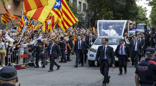 La Diada homenatjar&agrave; els cantaires expulsats de la Sagrada Fam&iacute;lia durant la visita del Papa