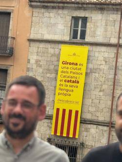 Girona impulsa una campanya per sensibilitzar sobre l?&uacute;s del catal&agrave;