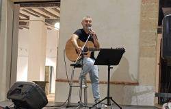 Tom&agrave;s de los Santos,