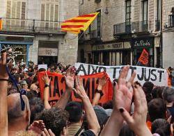 Milers de persones es mobilitzen a Girona, Palma, Castell&oacute; i Val&egrave;ncia pel dret a l�habitatge