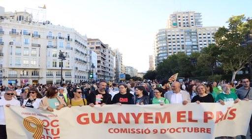El 9 d'Octubre reivindica la llengua, la sobirania i els drets socials als carrers de Val&egrave;ncia